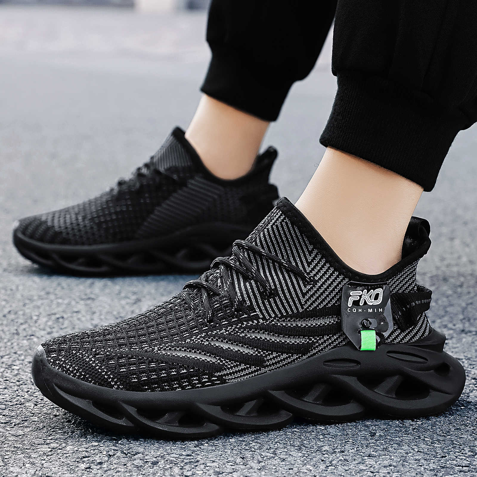 Men's Breathable Knit Sneakers - đánh giá và giá Outdoor Sport Gym