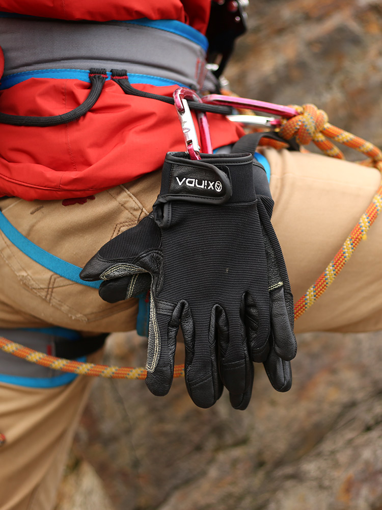 Outdoor Gloves Downhill Troops - đánh giá và giá Outdoor Sport Gloves